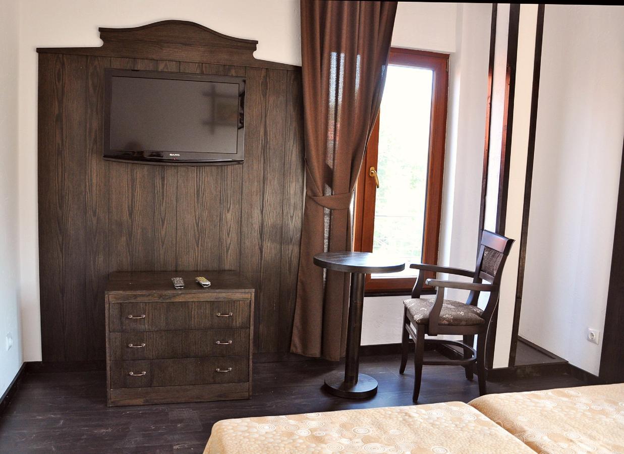Kaleto Hotel Lom ภายนอก รูปภาพ